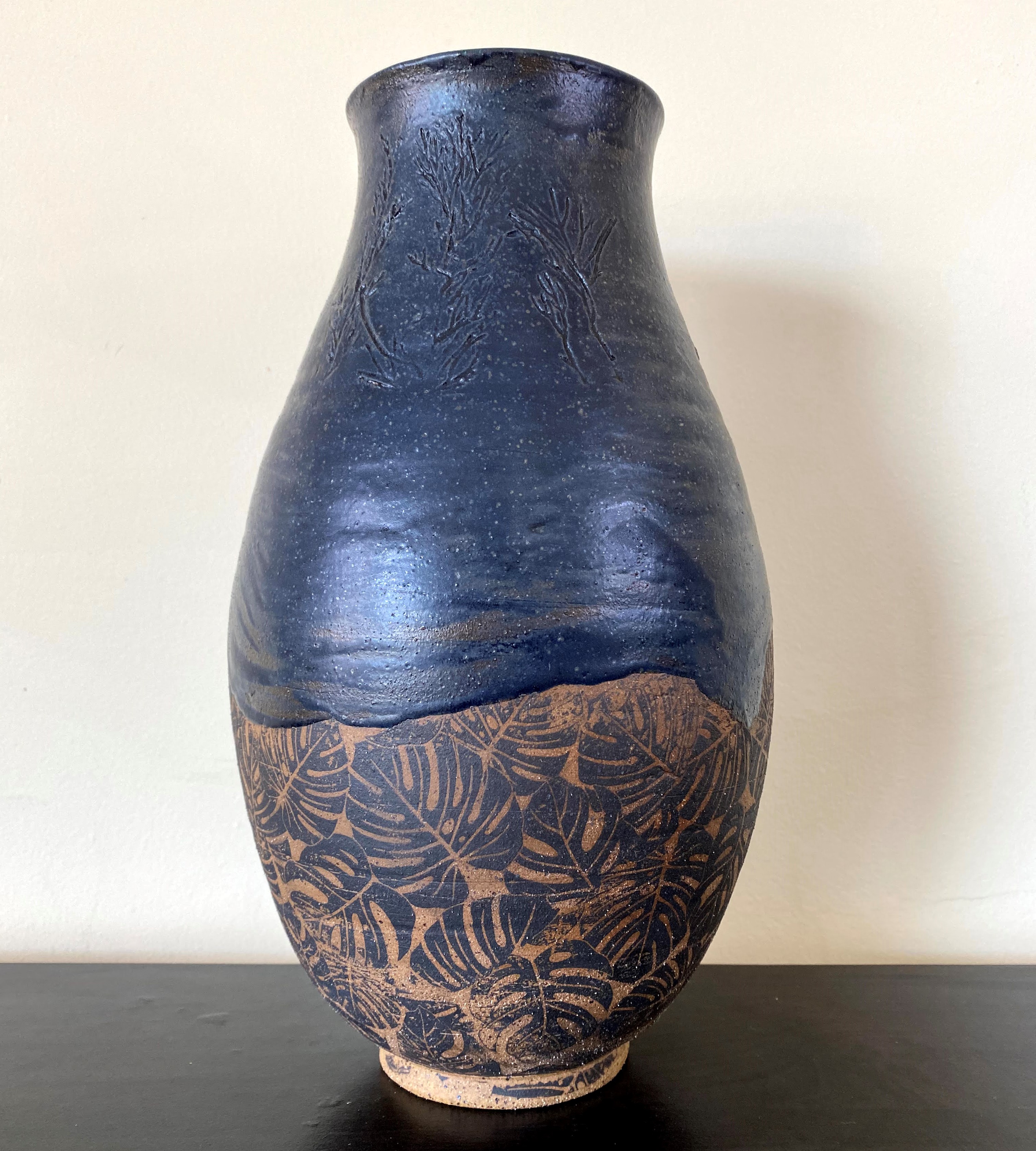 Blue rutile monstera vase