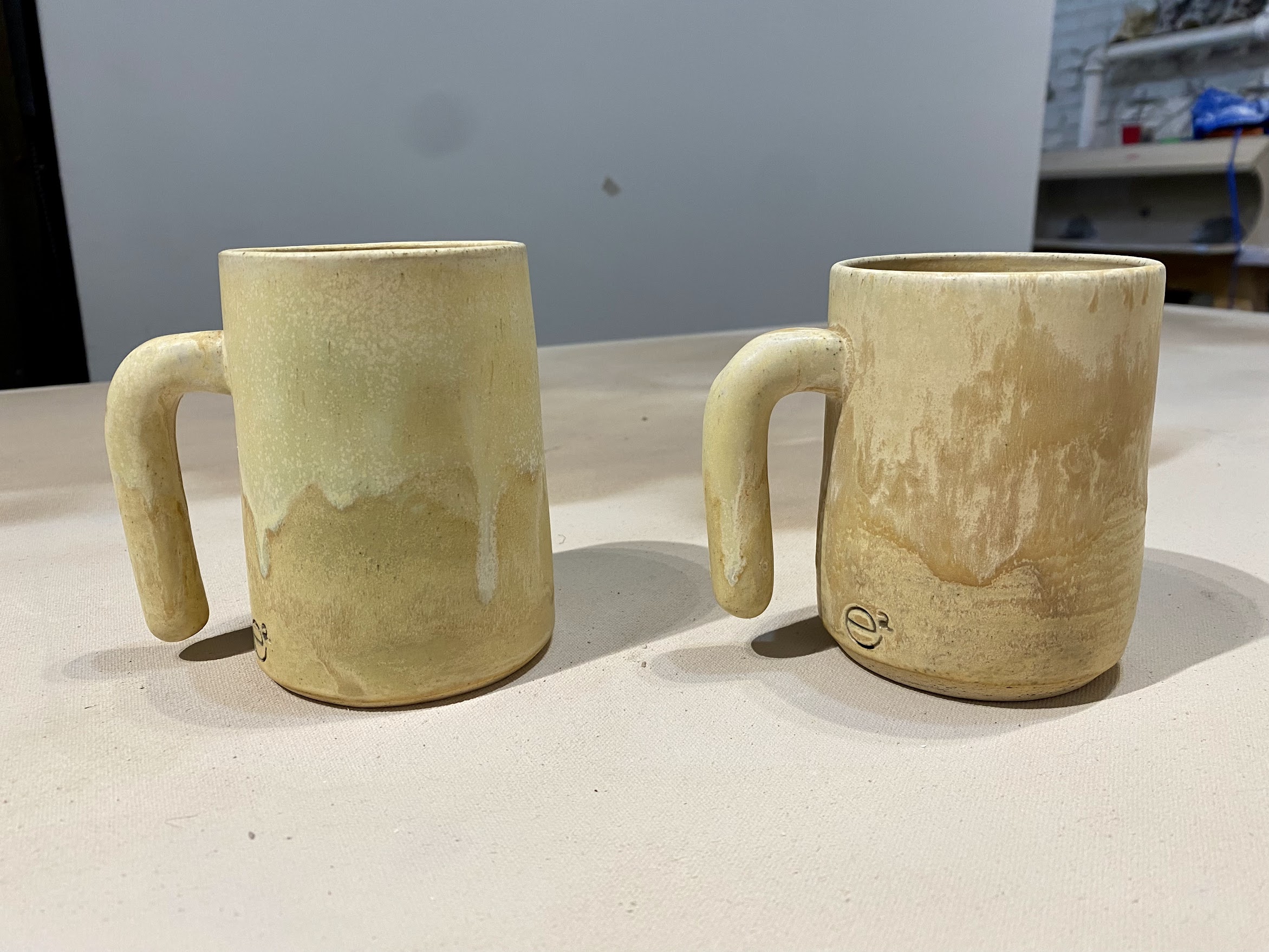 Mugs in macadamia with flux